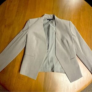 Theory collarless staple blazer NWOT